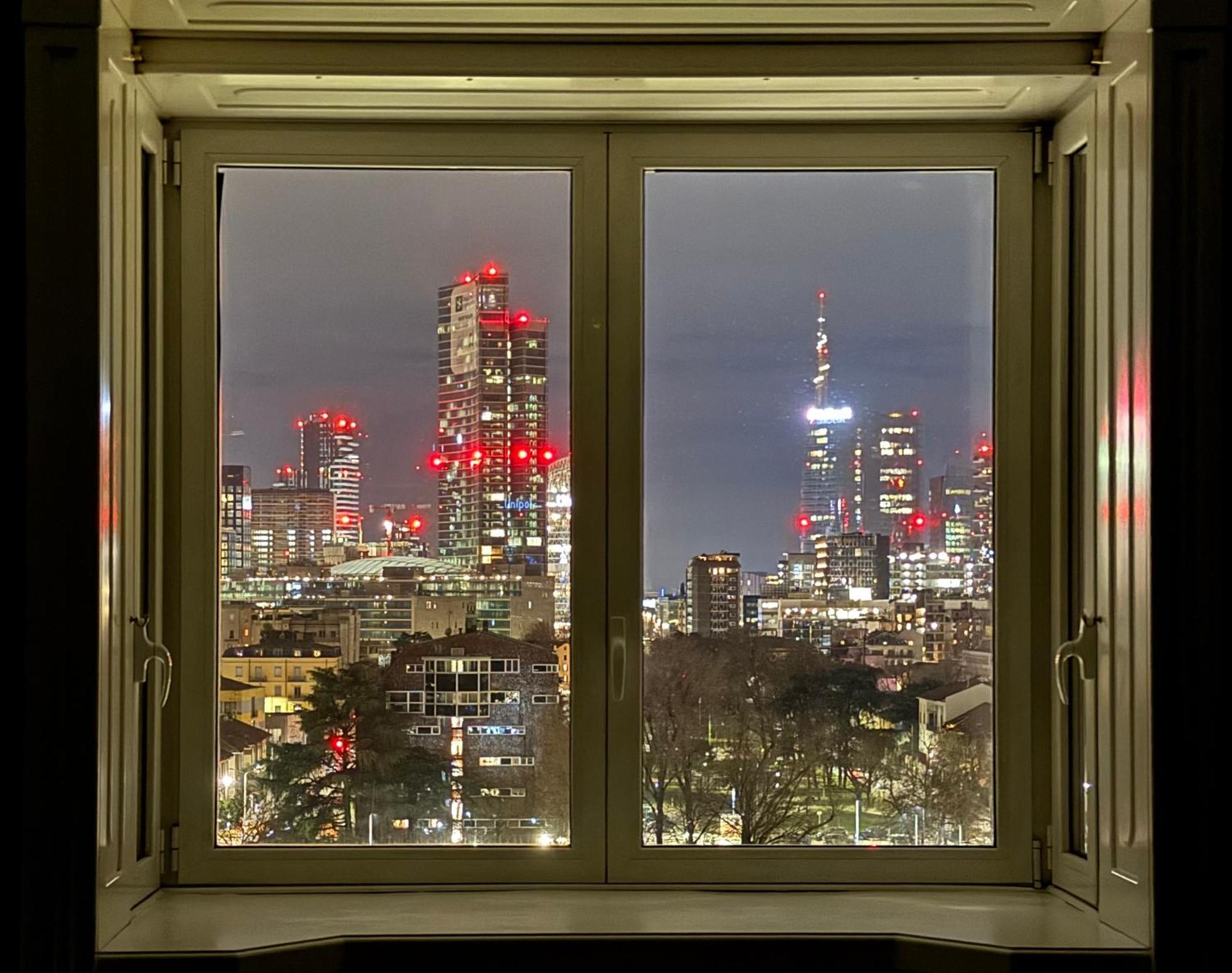 Penthouse Stefini 2 Apartment Milan Exterior photo